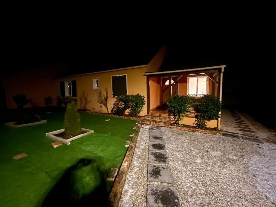 Maison Dans Residence Pavillonnaire Paisible Cannes-Écluse Buitenkant foto